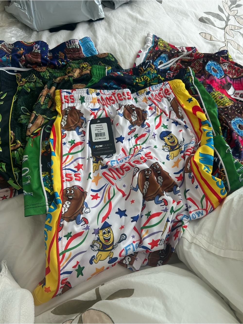 5 pairs Flow Society Attack Shorts XL with Mascot Graphics